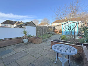 Photo 16- click for photo gallery